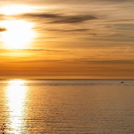 Lightbooking La Nogalera *