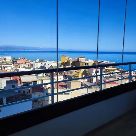 Lightbooking La Nogalera Apartment *