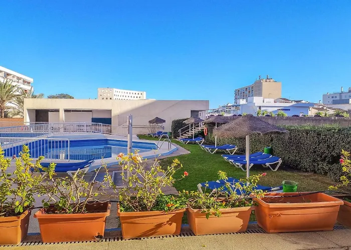 Guestready - La Nogalera * Τορρεμολίνος